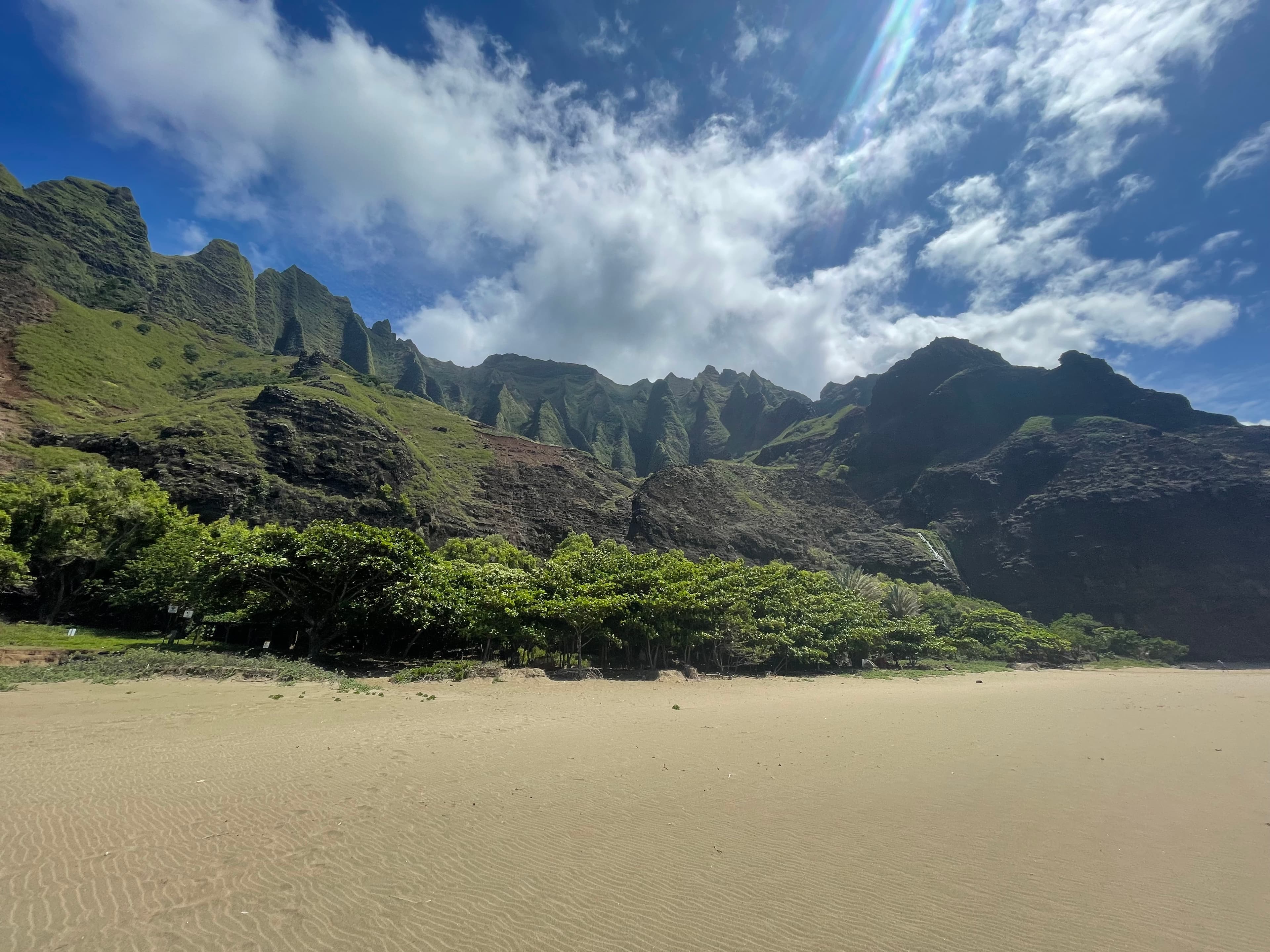 Kauaʻi beach and coastal cliffs